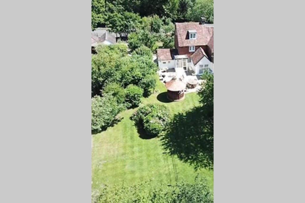 Rose Cottage Rowland's Castle Экстерьер фото
